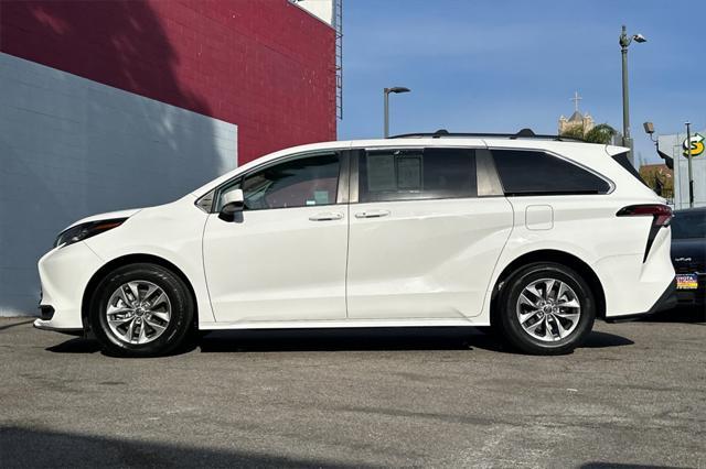 used 2022 Toyota Sienna car, priced at $37,977