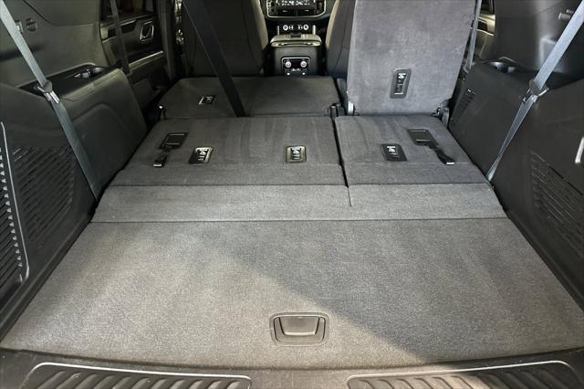 used 2024 GMC Yukon car, priced at $56,677