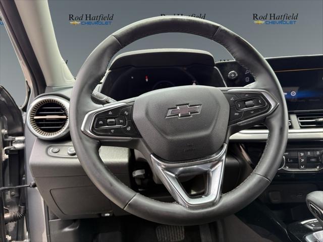 used 2025 Chevrolet Trax car, priced at $23,900