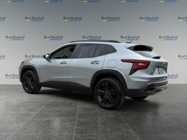 used 2025 Chevrolet Trax car, priced at $23,900
