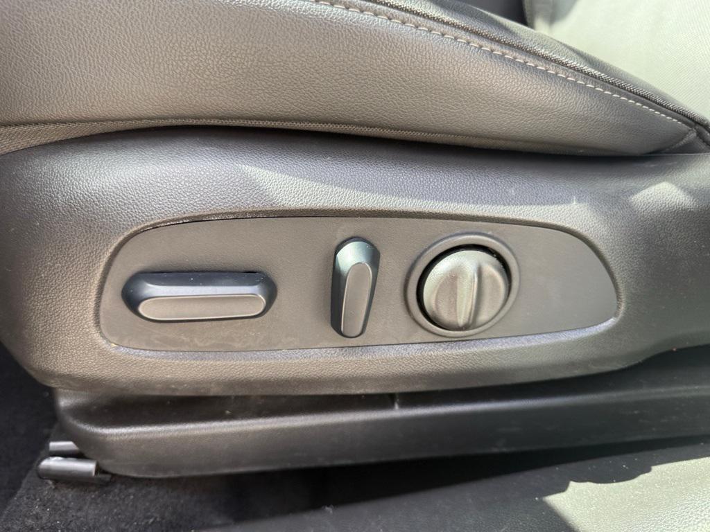 used 2023 Chevrolet TrailBlazer car, priced at $20,977