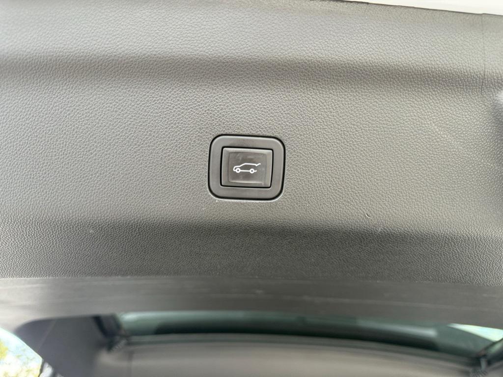 used 2024 Chevrolet Tahoe car, priced at $60,923