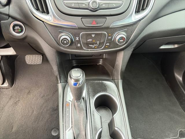 used 2021 Chevrolet Equinox car, priced at $18,800