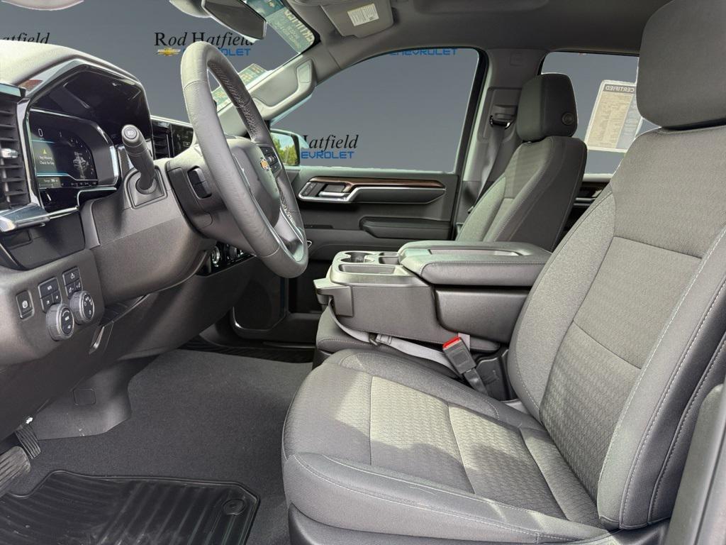 used 2024 Chevrolet Silverado 1500 car, priced at $41,284