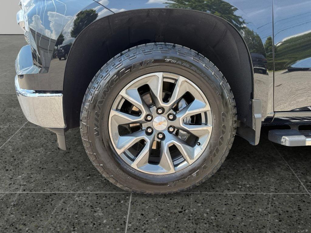 used 2024 Chevrolet Silverado 1500 car, priced at $43,650