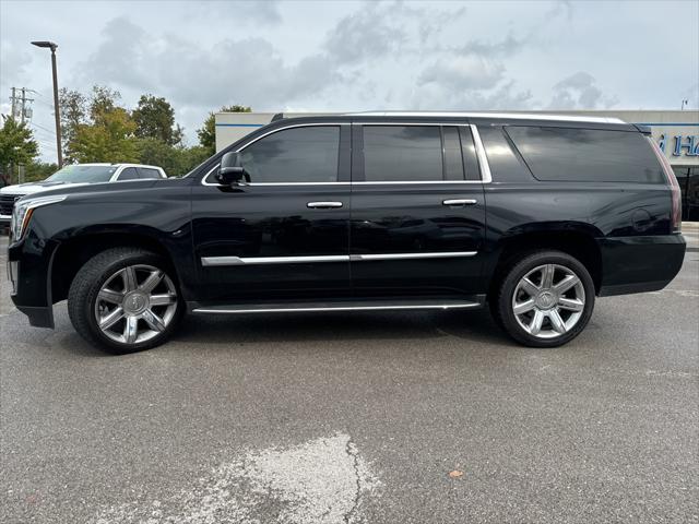 used 2020 Cadillac Escalade ESV car, priced at $29,097