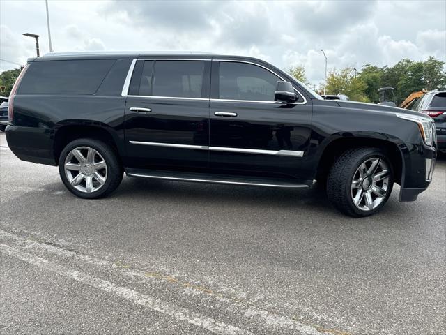 used 2020 Cadillac Escalade ESV car, priced at $29,097