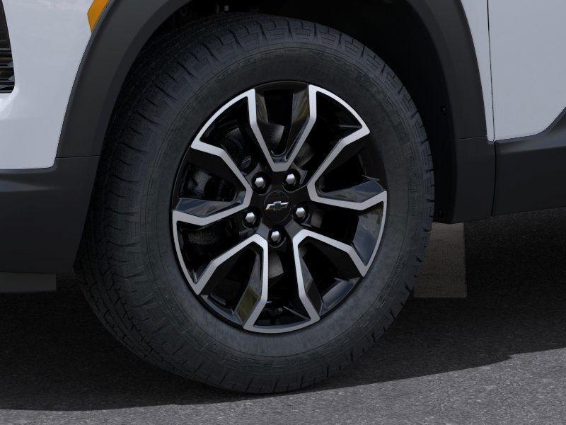 new 2025 Chevrolet TrailBlazer car, priced at $30,477