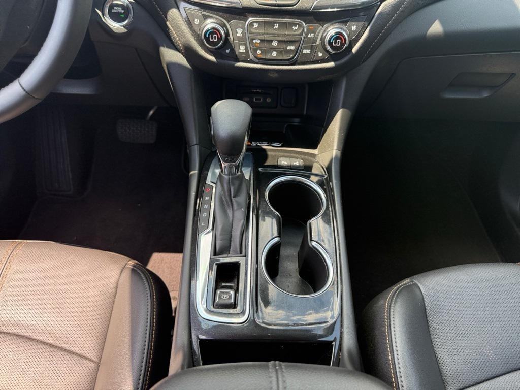used 2022 Chevrolet Equinox car, priced at $25,625