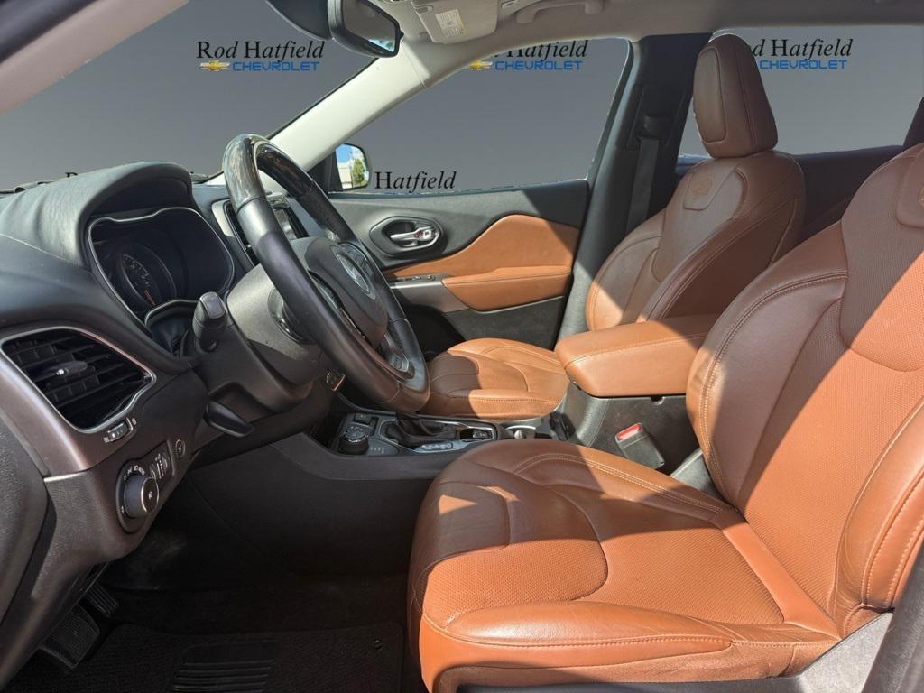 used 2019 Jeep Cherokee car, priced at $20,909