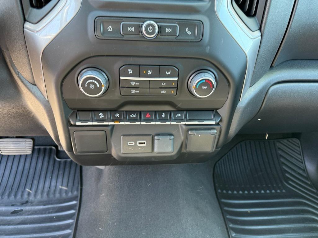 used 2022 Chevrolet Silverado 1500 car, priced at $32,250