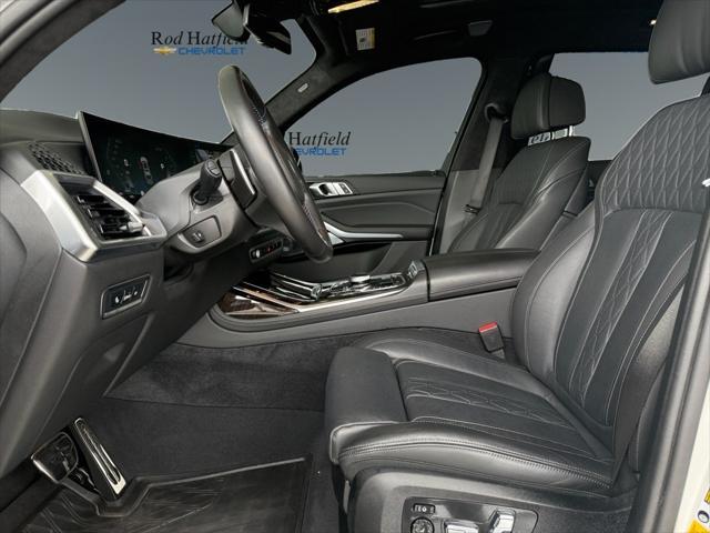used 2024 BMW X7 car, priced at $89,399