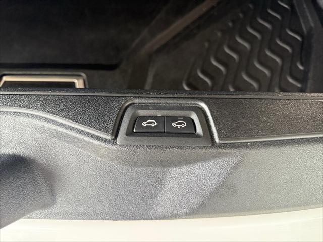 used 2024 BMW X7 car, priced at $89,399