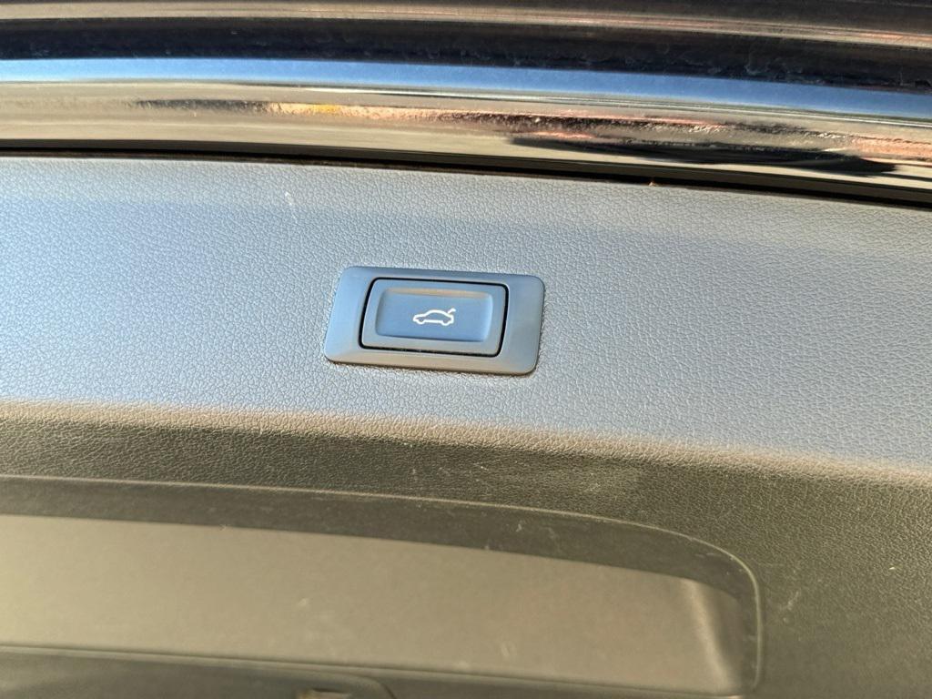 used 2015 Audi SQ5 car, priced at $8,899