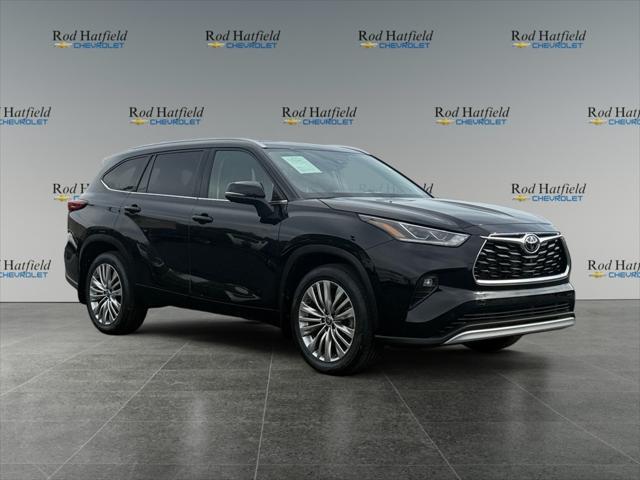 used 2022 Toyota Highlander car, priced at $43,599