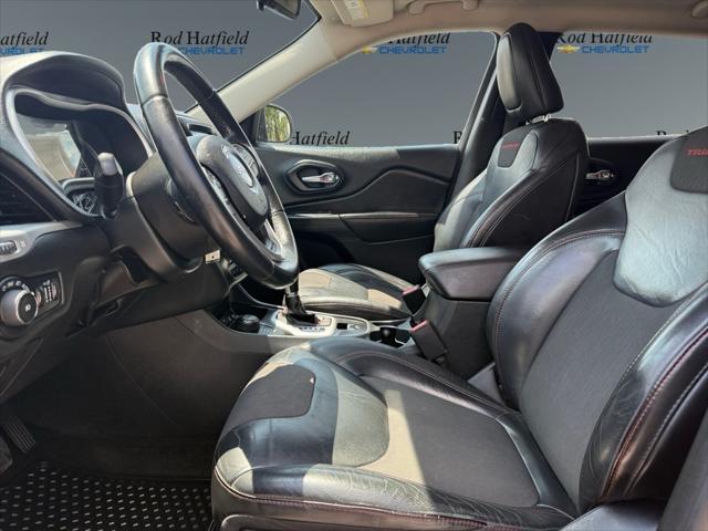 used 2015 Jeep Cherokee car, priced at $10,327