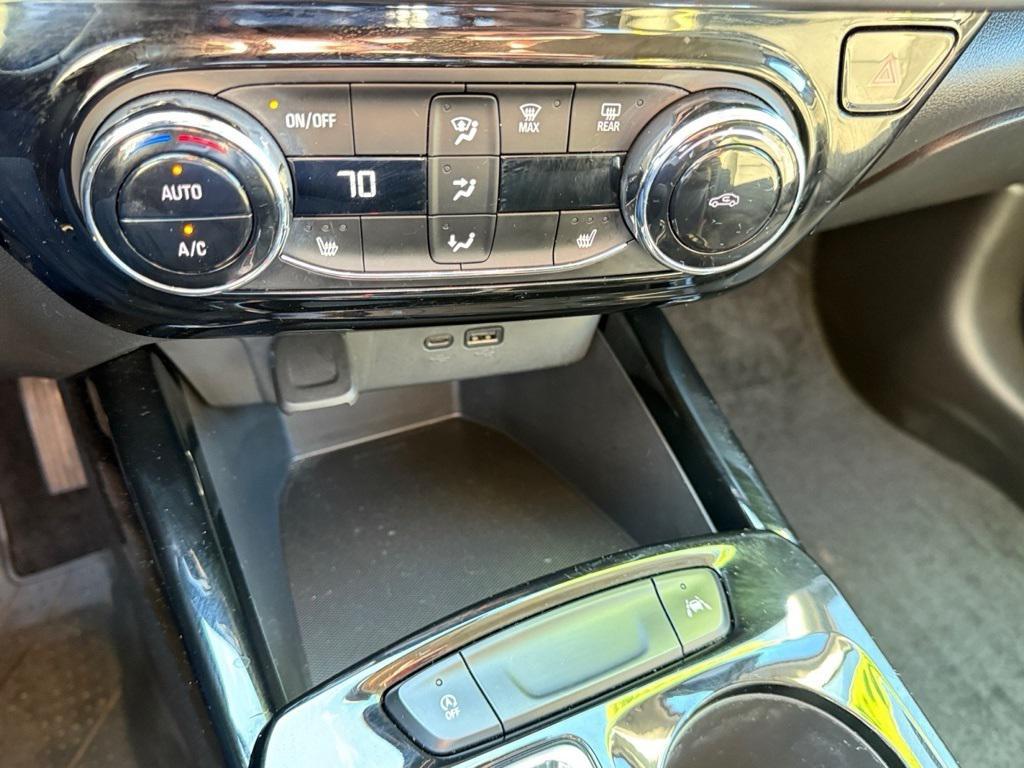 used 2024 Chevrolet Trax car, priced at $23,194