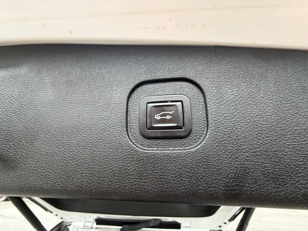 used 2016 Chevrolet Equinox car, priced at $9,629