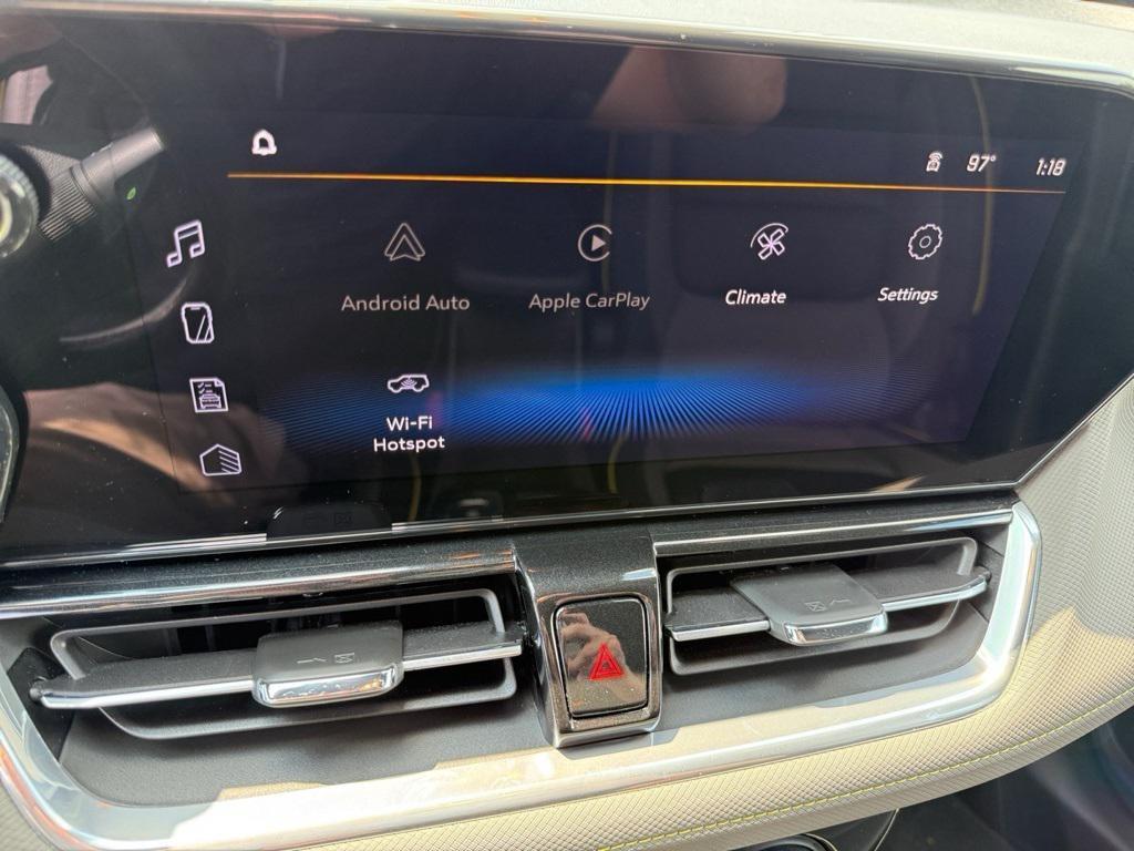 used 2025 Chevrolet TrailBlazer car, priced at $28,900