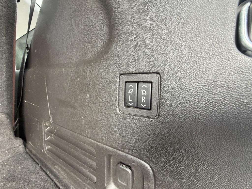 used 2019 Chevrolet Traverse car, priced at $19,477