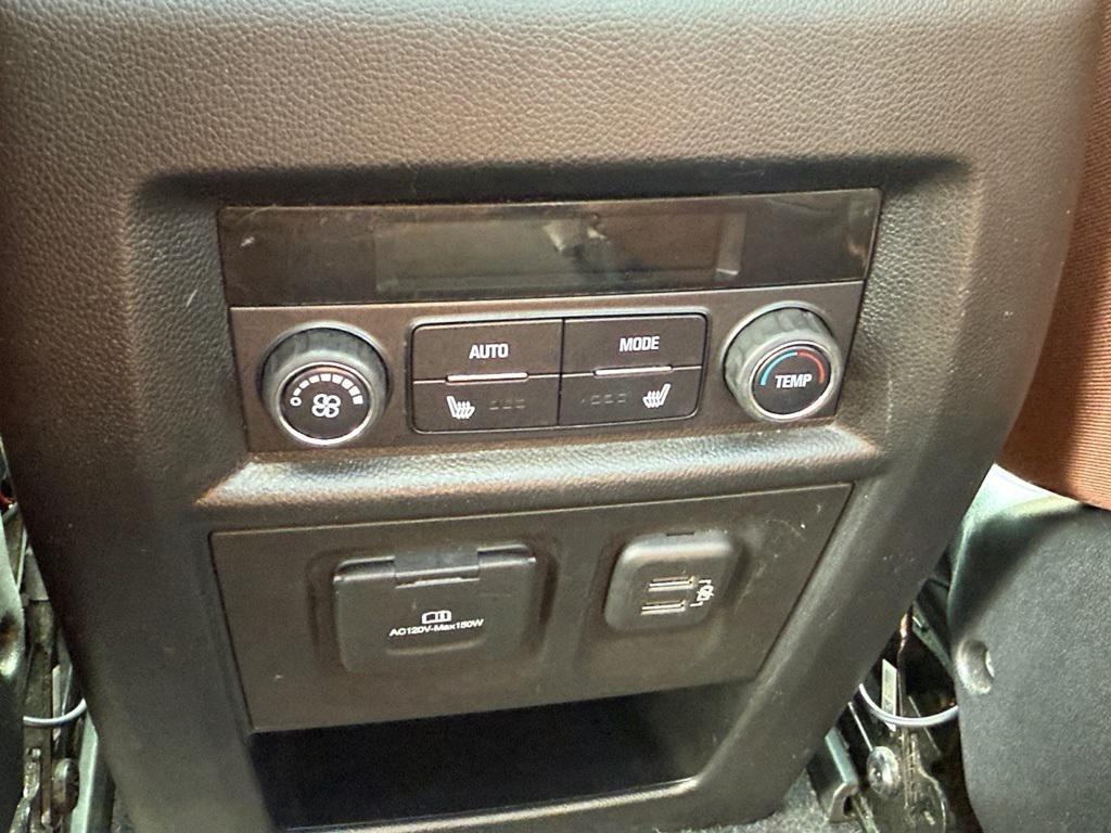 used 2019 Chevrolet Traverse car, priced at $19,477