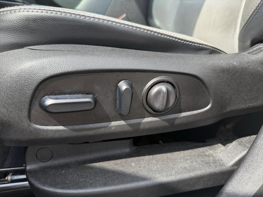 used 2018 Chevrolet Equinox car, priced at $13,888