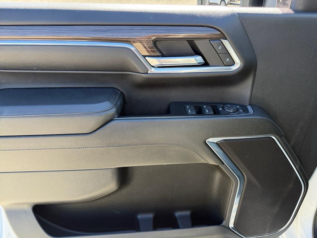 used 2024 Chevrolet Silverado 2500 car, priced at $59,198