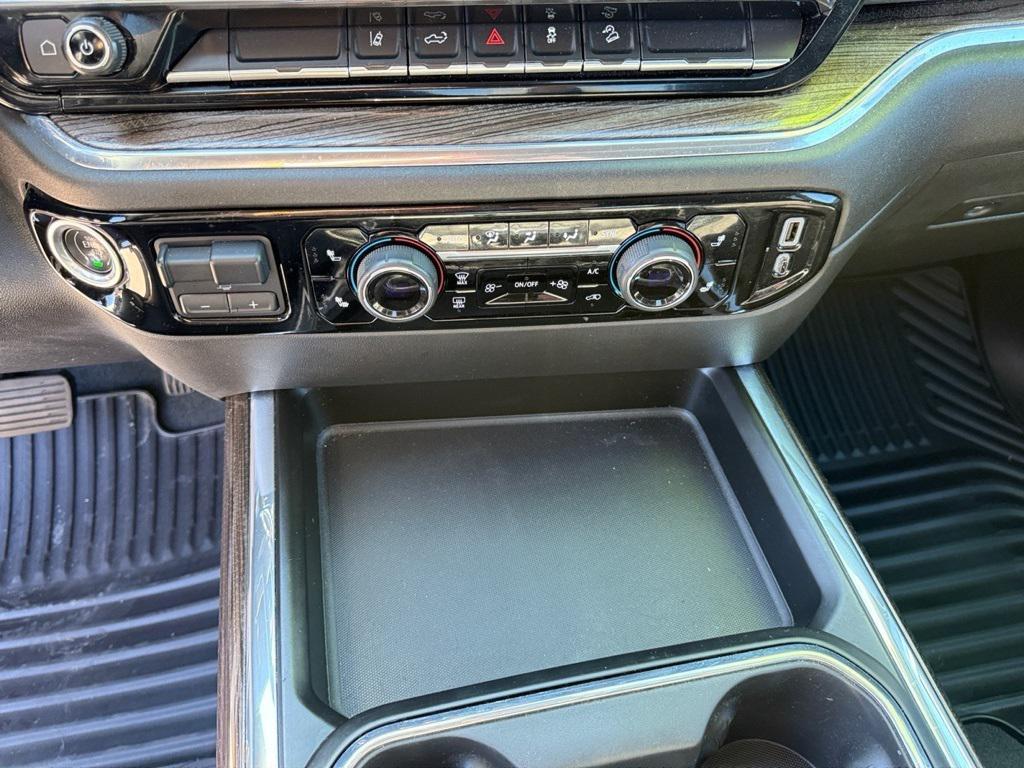 used 2024 Chevrolet Silverado 2500 car, priced at $59,198