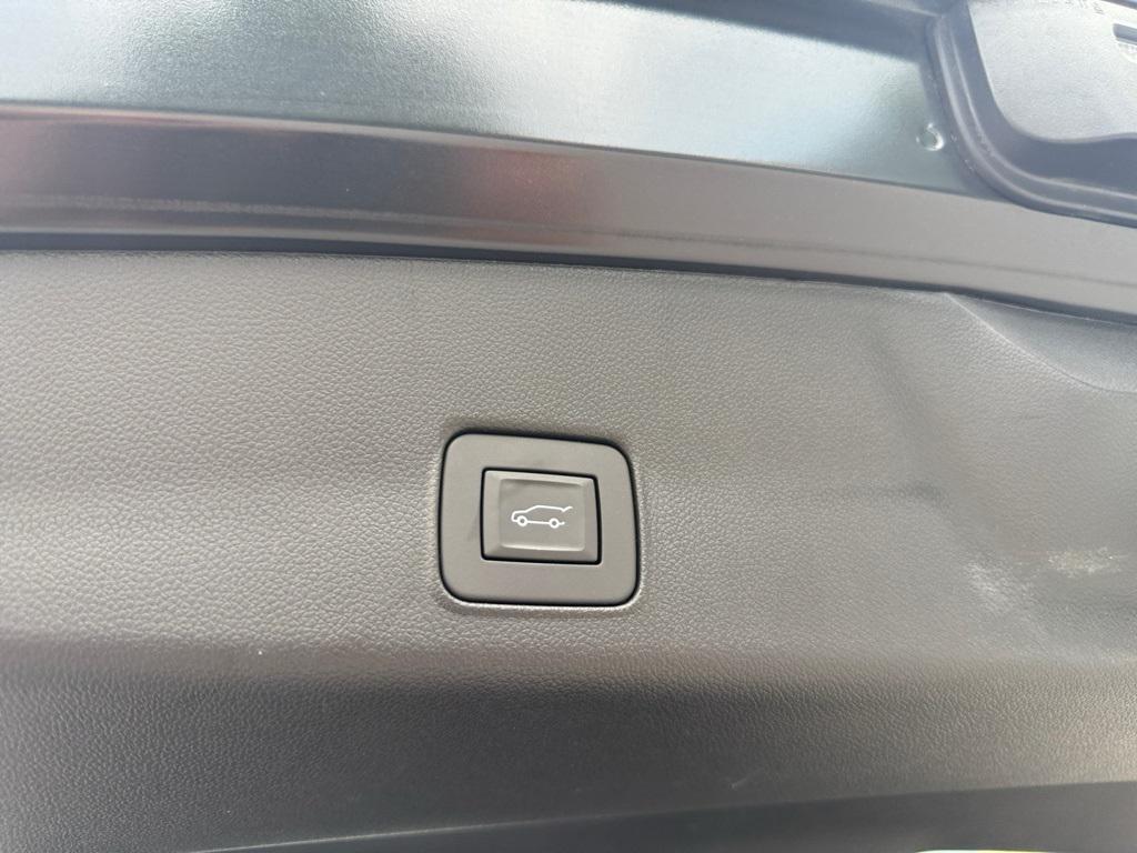 used 2024 Chevrolet TrailBlazer car, priced at $27,405