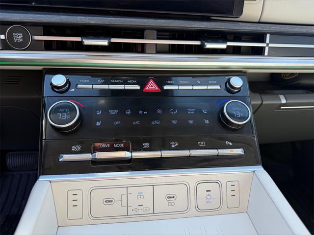 used 2024 Hyundai Santa Fe car, priced at $42,894