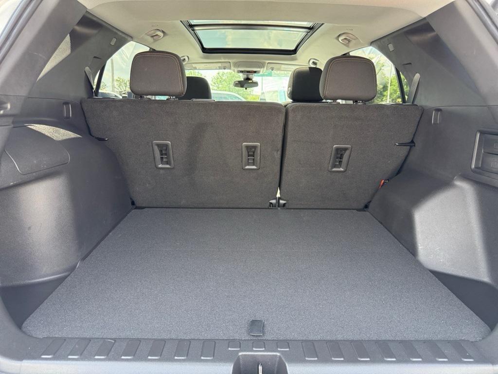 used 2022 Chevrolet Equinox car, priced at $23,998