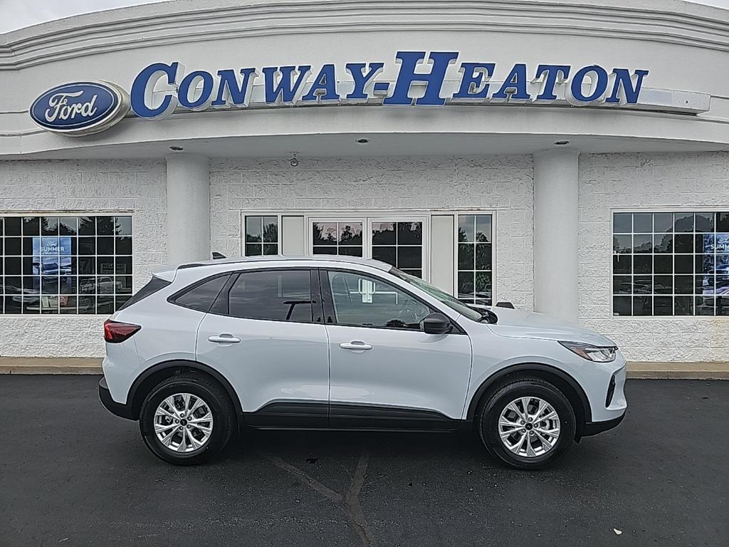 new 2025 Ford Escape car, priced at $24,918