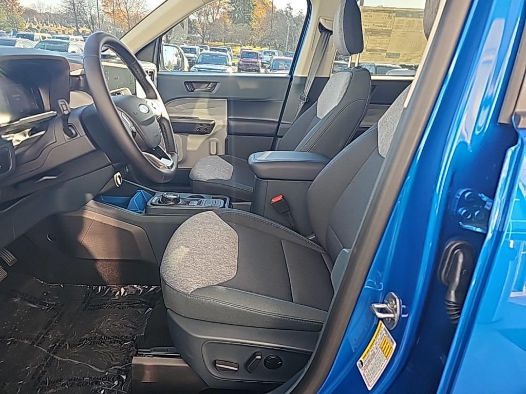 new 2025 Ford Maverick car, priced at $33,202