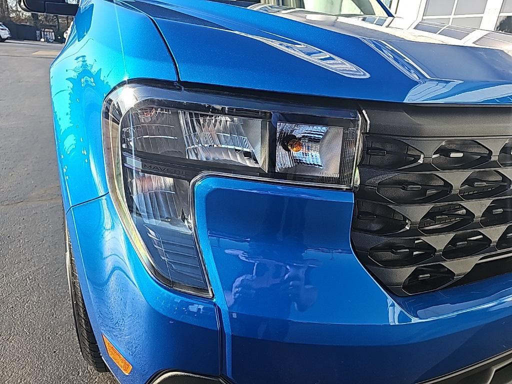 new 2025 Ford Maverick car, priced at $33,202