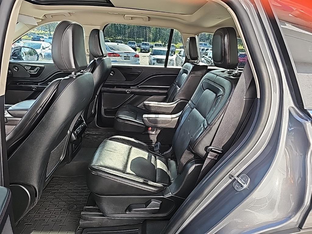 used 2022 Lincoln Aviator car, priced at $40,998