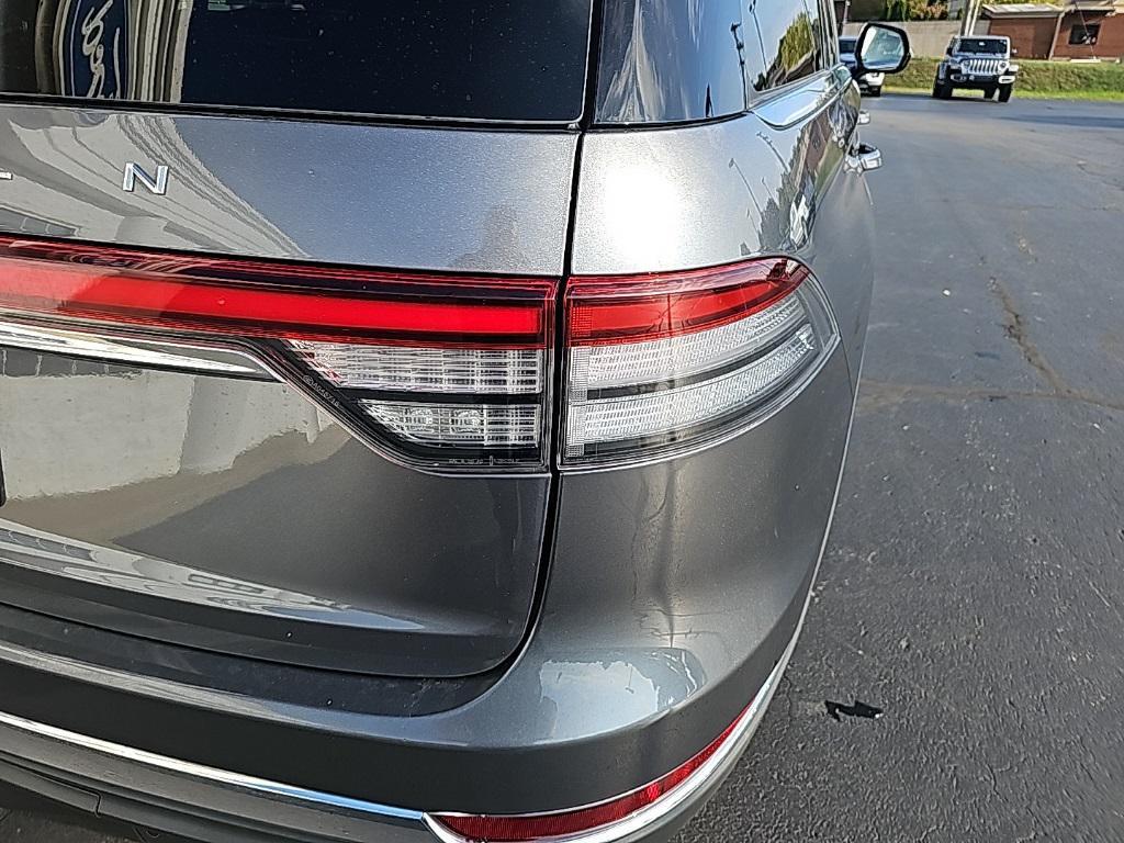 used 2022 Lincoln Aviator car, priced at $40,998