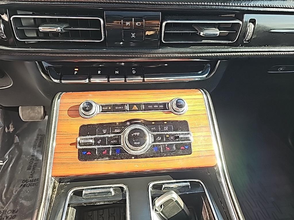 used 2022 Lincoln Aviator car, priced at $40,998