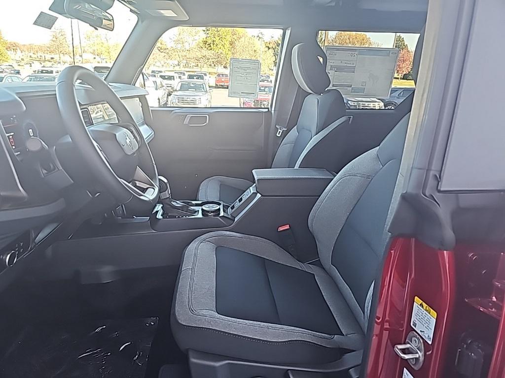 new 2025 Ford Bronco car, priced at $44,770