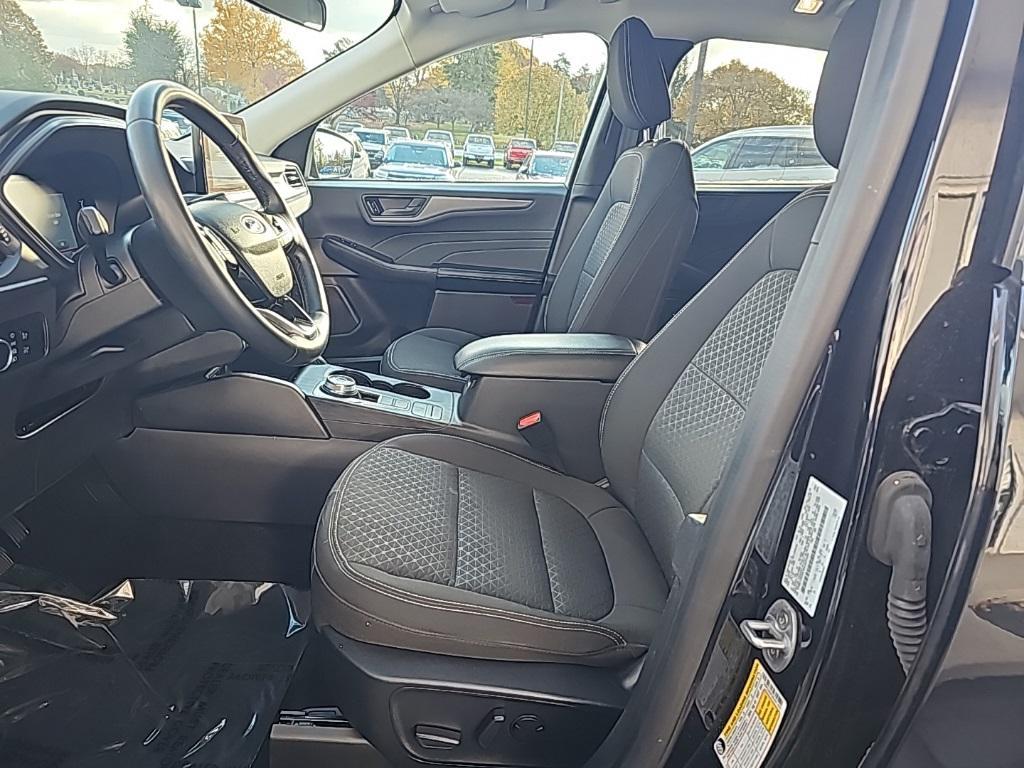 used 2024 Ford Escape car, priced at $22,507