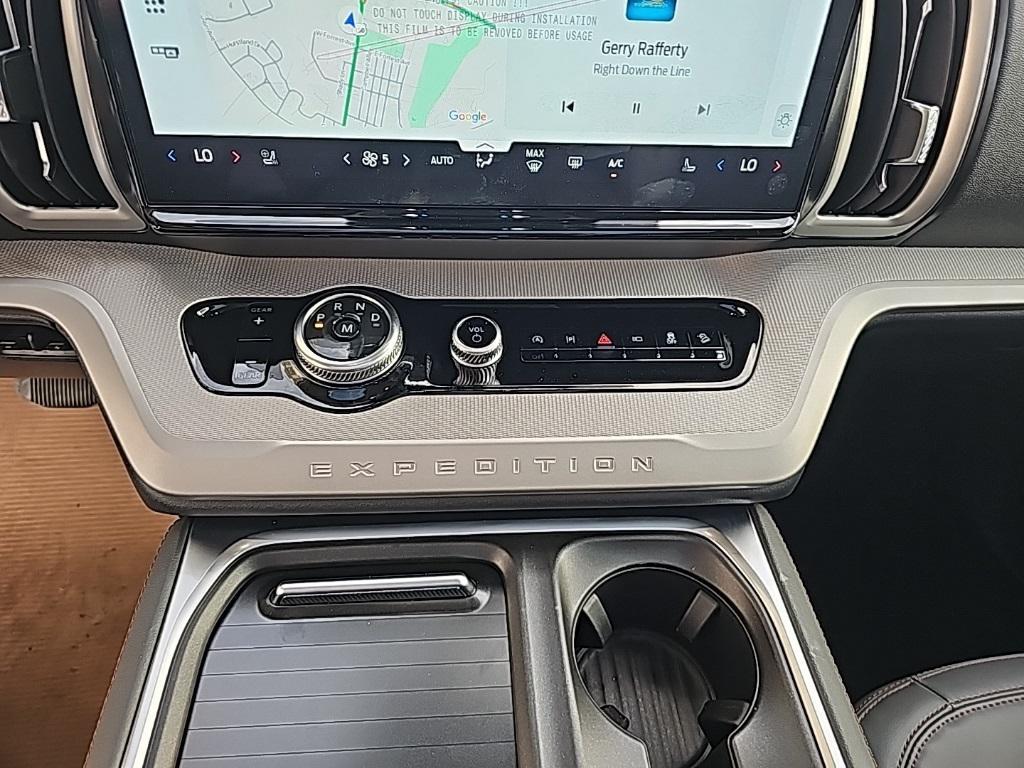 new 2025 Ford Expedition Max car, priced at $69,642