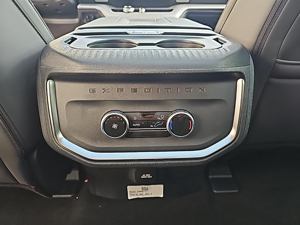 new 2025 Ford Expedition Max car, priced at $69,642