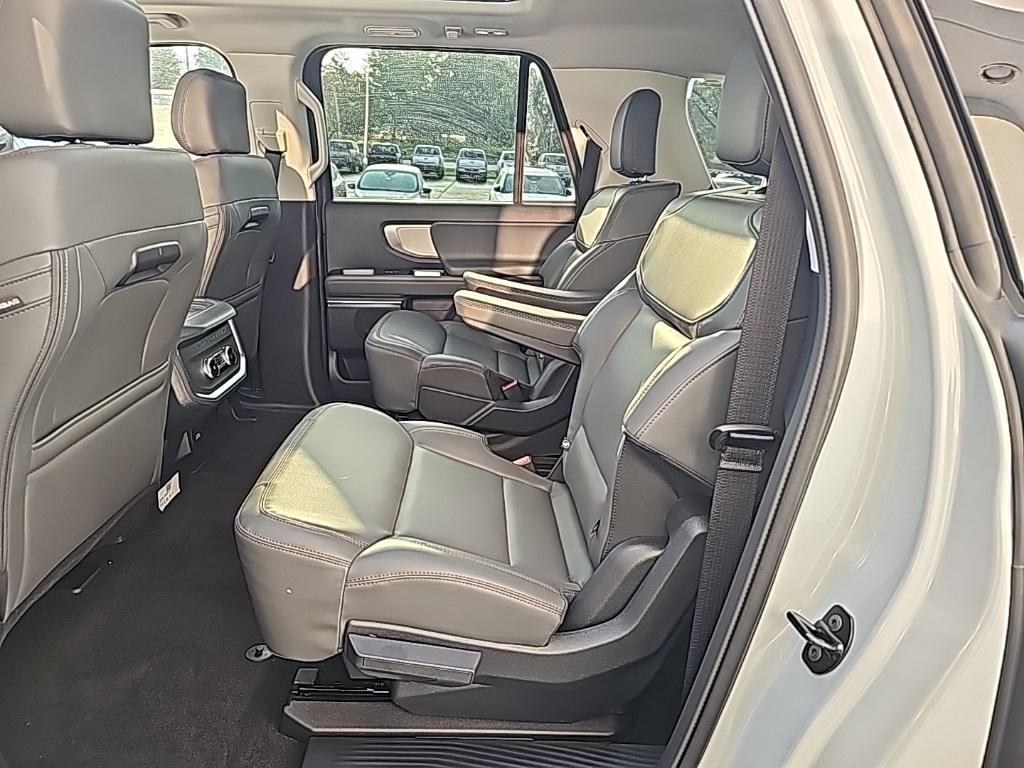 new 2025 Ford Expedition Max car, priced at $69,642