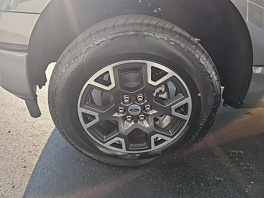 new 2025 Ford F-150 car, priced at $47,614