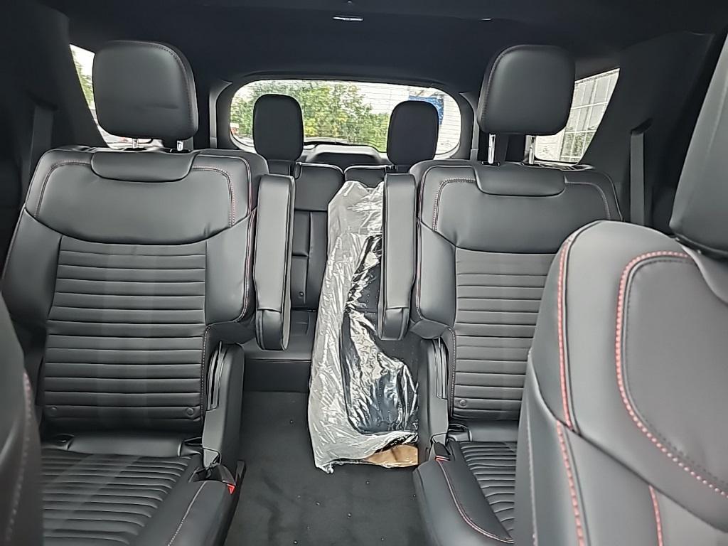 new 2025 Ford Explorer car, priced at $47,158