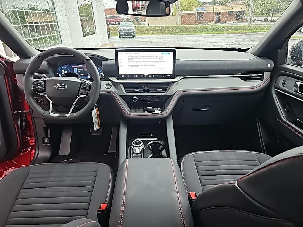 new 2025 Ford Explorer car, priced at $47,158