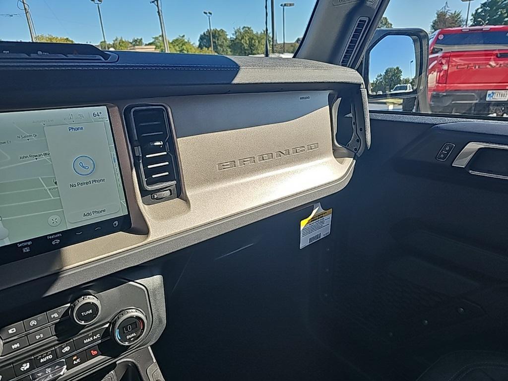 new 2025 Ford Bronco car, priced at $53,043