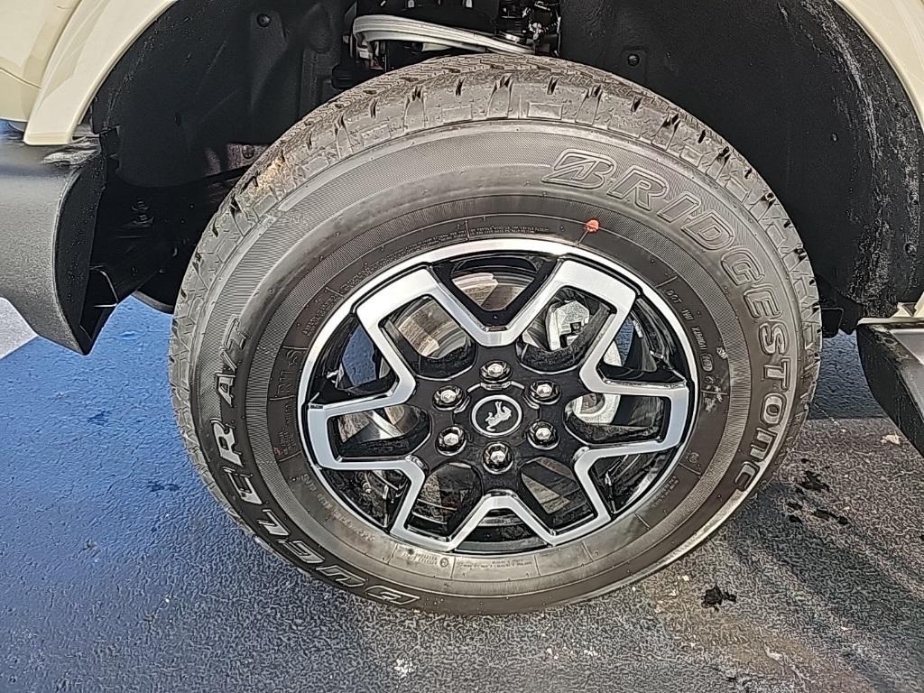 new 2025 Ford Bronco car, priced at $53,043