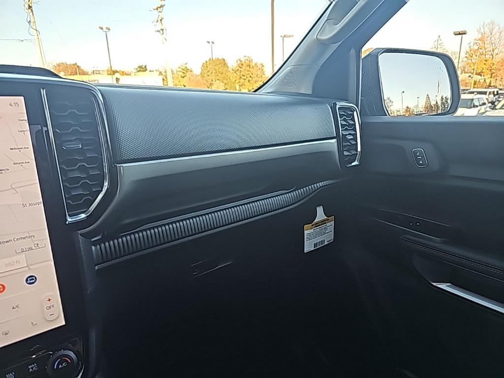 new 2025 Ford Ranger car, priced at $39,986