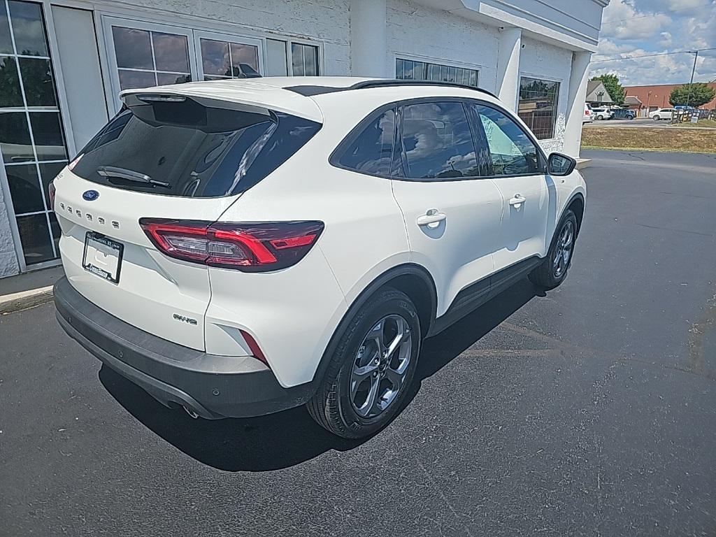 new 2025 Ford Escape car, priced at $29,850
