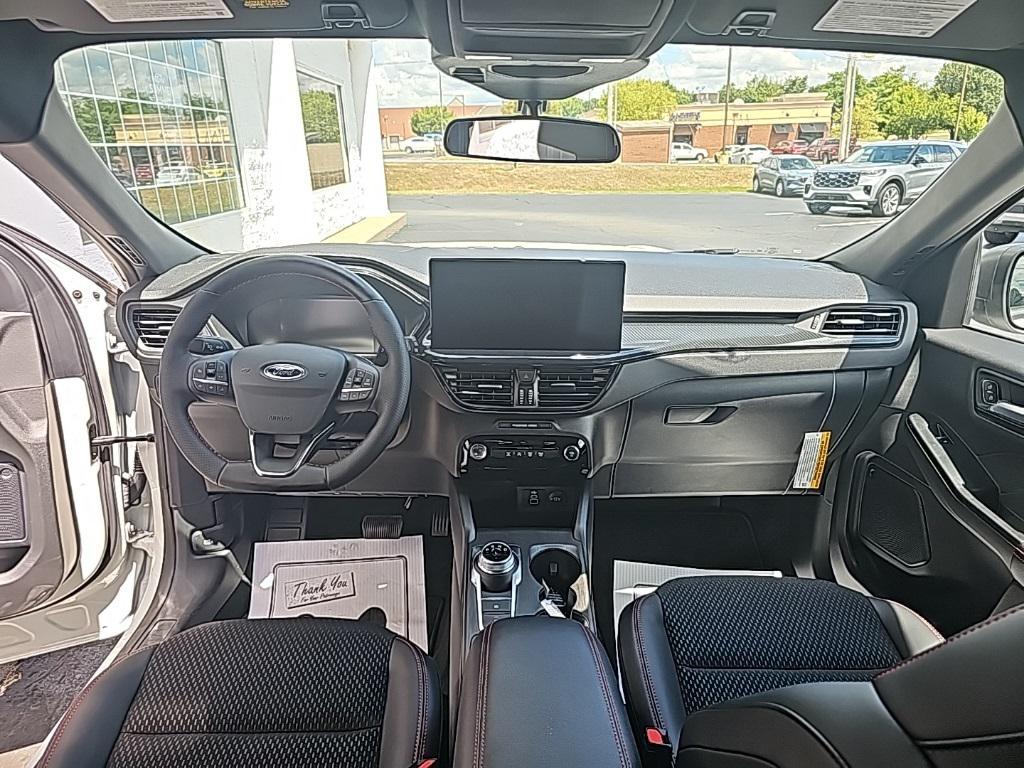 new 2025 Ford Escape car, priced at $29,850